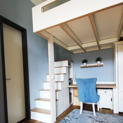 Thomas Knott präsentiert individuell gestaltete Hochebenen als Antwort auf die Wohnungsnot Bild: Thomas Knott präsentiert individuell gestaltete Hochebenen als Antwort auf die Wohnungsnot