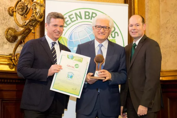 Grasl FairPrint erhält zum zweiten Mal in Folge die Auszeichnung „Green Brand Austria“ Bild: Grasl FairPrint erhält zum zweiten Mal in Folge die Auszeichnung „Green Brand Austria“