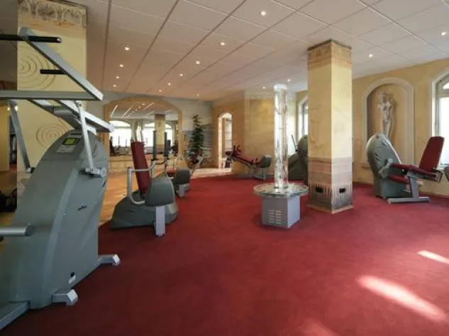 Bild: Rundum fit in kürzester Zeit mit Zirkeltraining im Therapie-& Trainingszentrum Baumann Poing & Forstinning