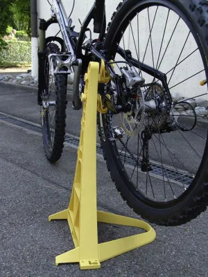 Bild: Multifunktionales Fahrradträgersystem: Auch ein Fahrrad braucht mal Urlaub...