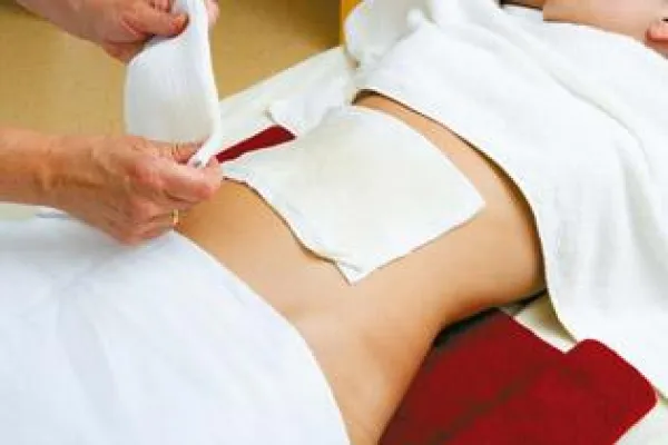 Bild: Wickel und Co.: Äußere Anwendungen aus der Anthroposophischen Medizin