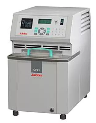 Neue Kompakt-Thermostate zum Temperieren in Forschungslabors Bild: Neue Kompakt-Thermostate zum Temperieren in Forschungslabors