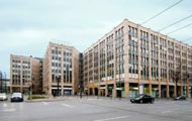Bild: Düsseldorf: Postbank mietet über AENGEVELT 1.750 m² in Art-Invest-Objekt “Immermannhof“