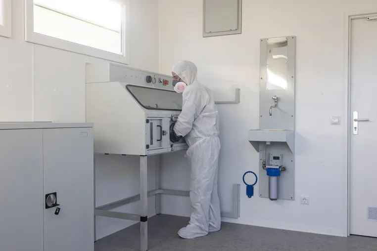 Bild: Schadstofflabor für Asbest: Neue Verfahren für Analyse und Aufbereitung