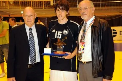 Bild: Junioren-EM - Deutsche Junioren erst im Finale von Dänemark gestoppt – Patrick Groetzki wird MVP