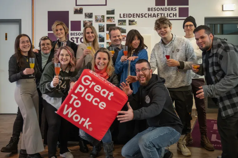 Bild: BESONDERS SEIN erzielt Platz 5 im „Beste Arbeitgeber im kleinen Mittelstand 2024“-Ranking