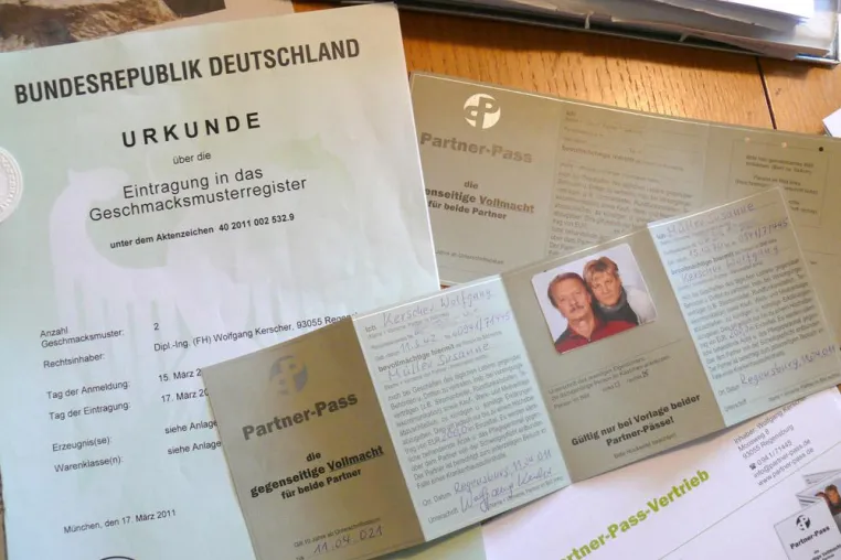 Der Partner-Pass: Praktische Vollmacht für den Ernstfall Bild: Der Partner-Pass: Praktische Vollmacht für den Ernstfall
