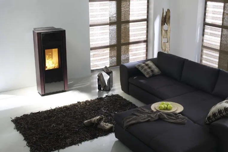 Bild: SPARTHERM Feuerungstechnik: Puristisch in Szene gesetzt - Moderne Ofen-Technik trifft auf klassisches Design