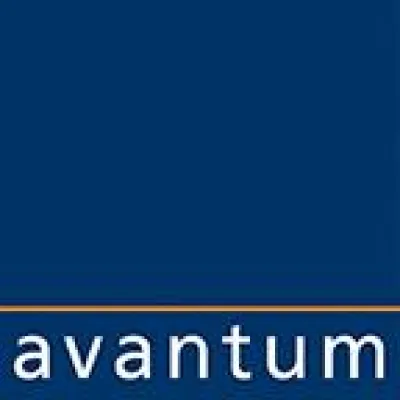 Bild: avantum consult spendet 1.200 Euro an „Golden Donkey e.V.“ und die “Kindertafel-Glockenbach“