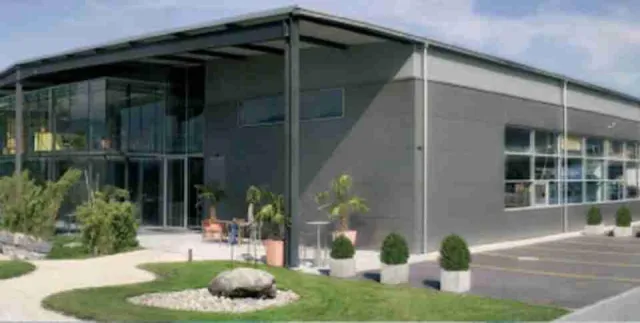 Wenn sich edles Design und Schweizer Manufakturkunst begegnen Bild: Wenn sich edles Design und Schweizer Manufakturkunst begegnen