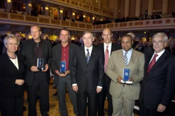 Bild: Journalistenpreis PUNKT - Ausschreibungsfrist in der Kategorie Text endet am 1. Juli 2008