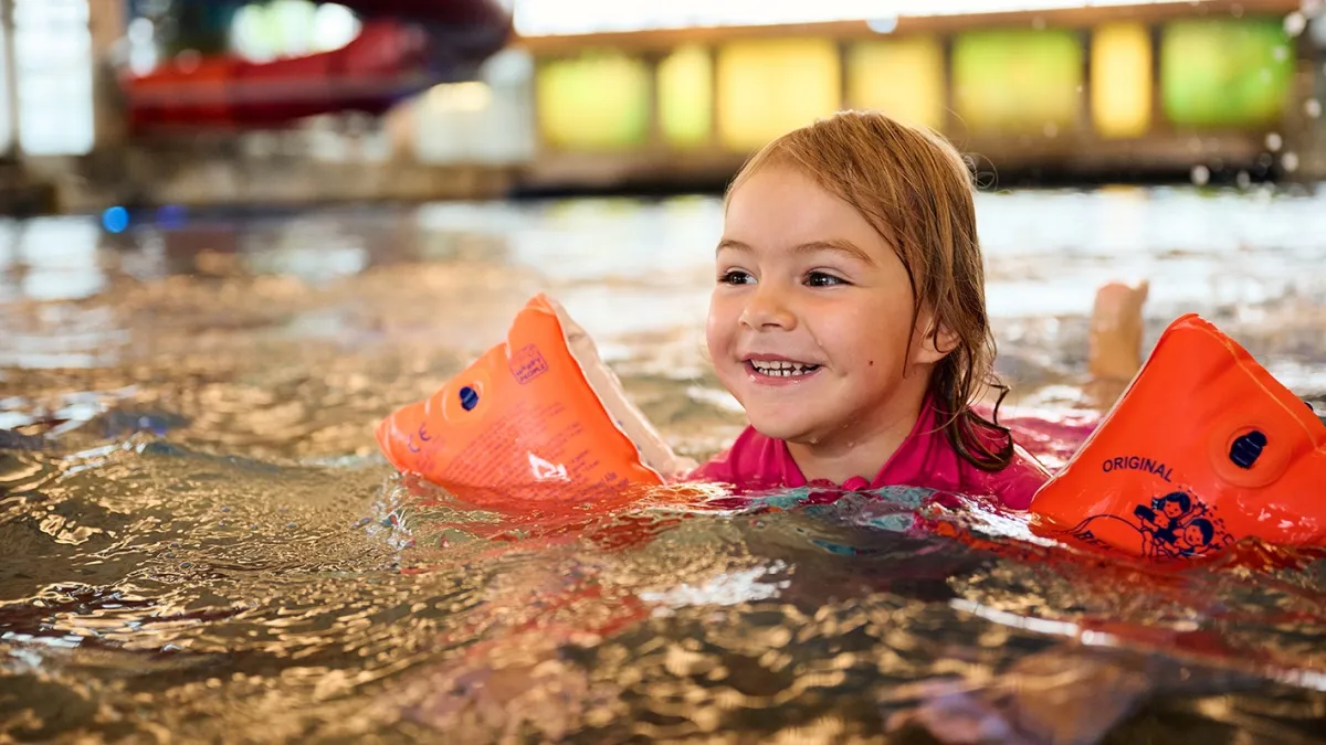 Die Sommerferien werden für Kids auf Norderney nass und fröhlich! (© Staatsbad Norderney – Carsten Heidmann)