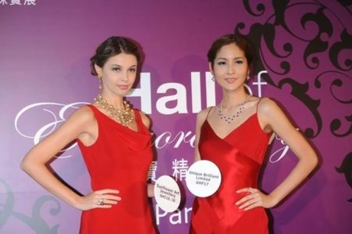 Die Fashion Shows bieten im März 2011 wieder einen Einblick in ausgewählte Schmuckkollektionen. Foto: HKTDC