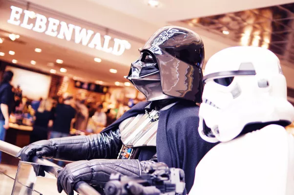 Bild: Große Elbenwald-Neueröffnung im ALEXA Einkaufszentrum am 28. September 2019