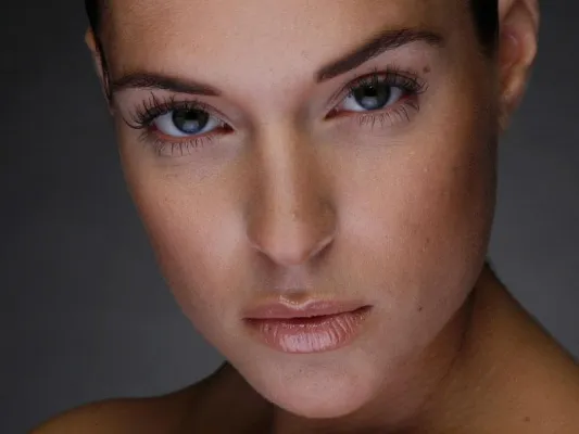 Vernebelte Sicht durch Schlupflider Bild: Vernebelte Sicht durch Schlupflider