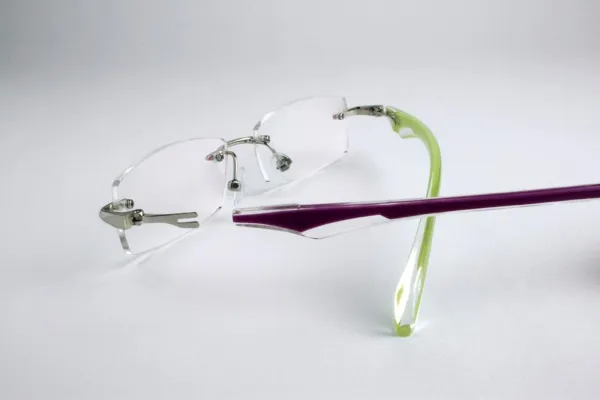 Bild: clicfix – die Brille mit den Bügeln zum Wechseln