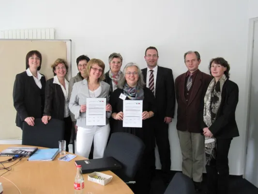 Bild: Mit dem PC verreisen oder mit Wasser fit