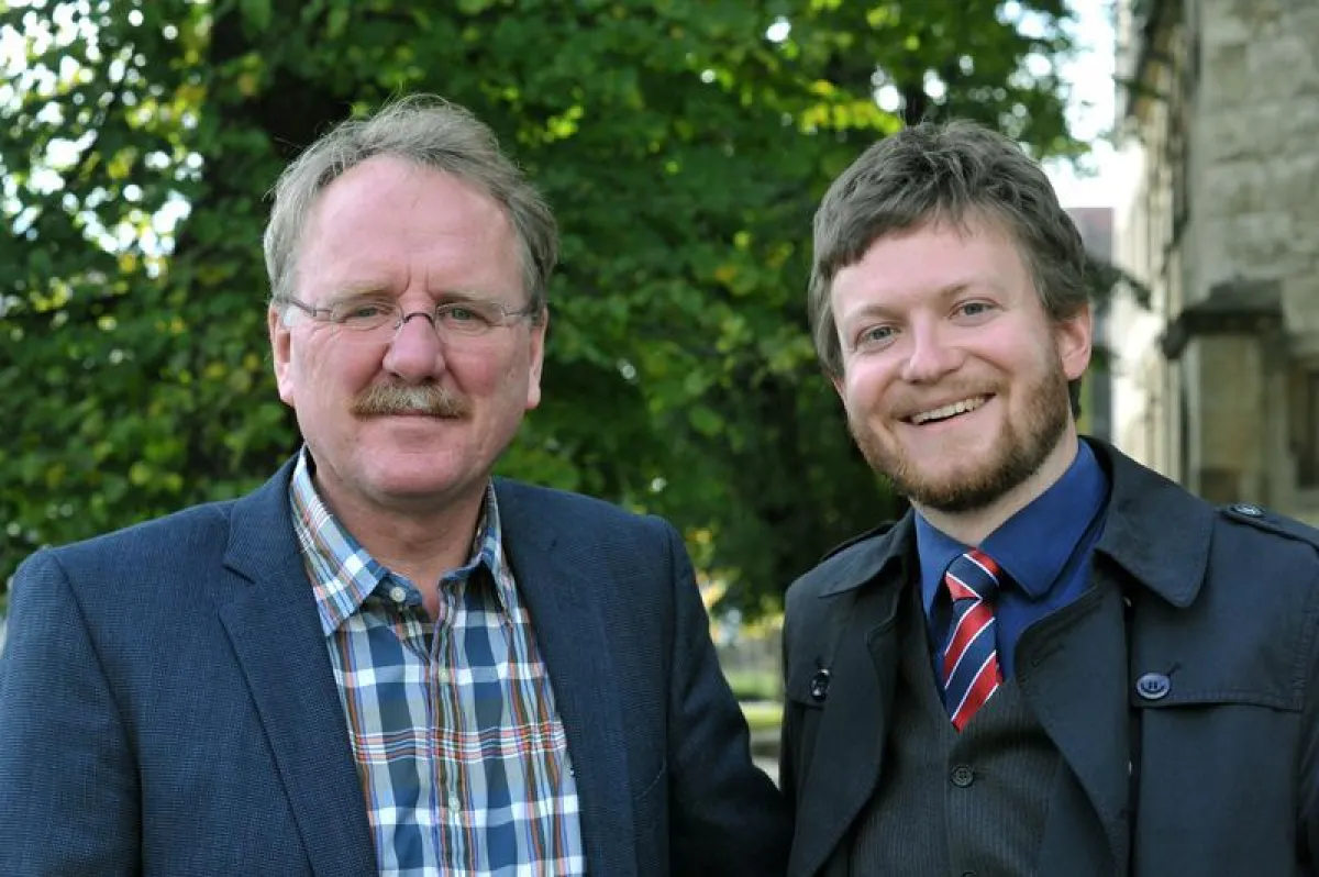 Die Religionspädagogen Prof. Dr. Michael Wermke (l.) und Dr. Thomas Heller von der Uni Jena. (Foto: Anne Günther/FSU)