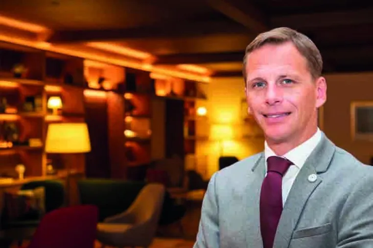 Neue Führung im Sheraton Grand Salzburg - Oliver Sturmayr ist neuer Generaldirektor Bild: Neue Führung im Sheraton Grand Salzburg - Oliver Sturmayr ist neuer Generaldirektor