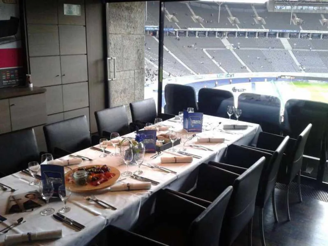 Die exklusive VIP-Loge des Hotel Berlin, Berlin im Olympiastadion
