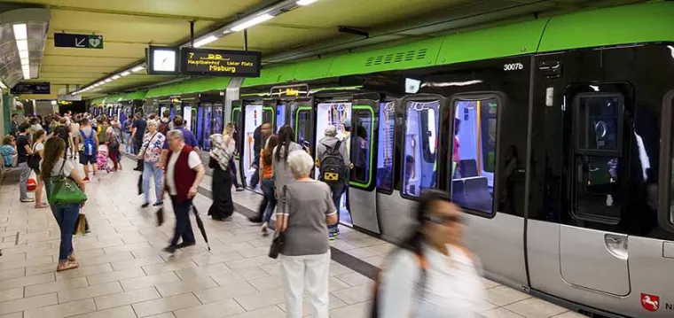 Bild: IVU und ÜSTRA schließen Entwicklungspartnerschaft