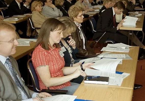 Bild: Jungunternehmerin und Jurastudentin - Silvia Leutloff im Portrait bei Unternehmerinnenabend.de