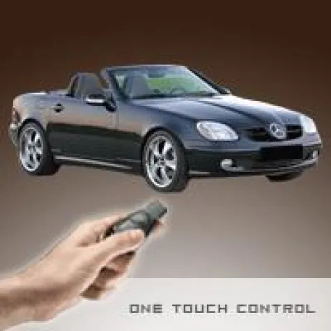 Bild: Mercedes SLK Cabrioverdeck per Funk und während der Fahrt bedienen