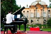 Bild: Unmittelbar, authentisch, einzigartig: Budweiser Budvar fördert den Palais Sommer Dresden 2013