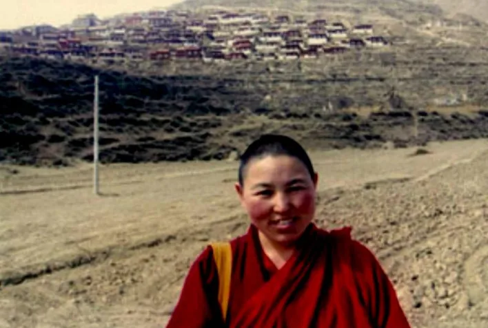 Bild: Tibetische Nonne aus Kardze wegen Demonstration mißhandelt und verhaftet