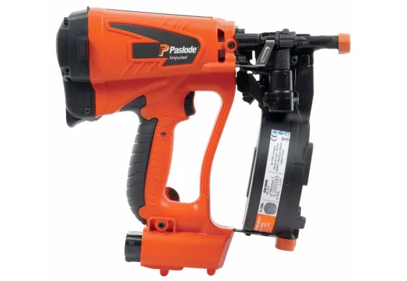 Bild: Nageln am laufenden Band