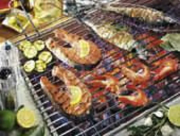Bild: Auf in den Fussballsommer 2008 - Grillen und den Sport genießen