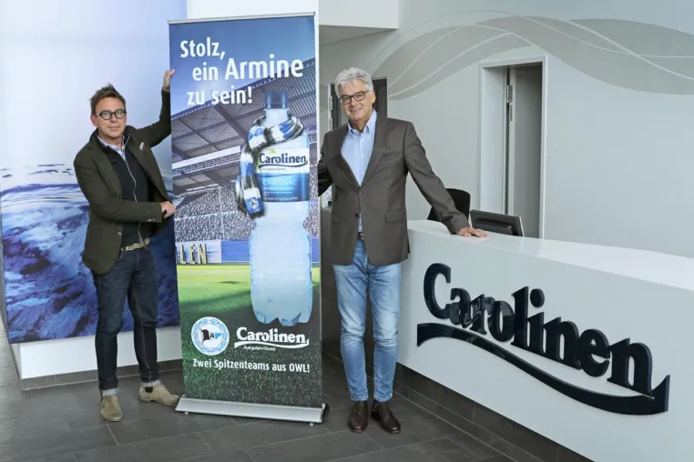 Spitzenteams aus OWL: Carolinen unterstützt Arminia Bielefeld auch in der Bundesliga Bild: Spitzenteams aus OWL: Carolinen unterstützt Arminia Bielefeld auch in der Bundesliga