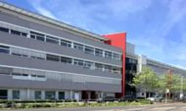 Bild: Quartiermacher verkauft Bürokomplex in Oberursel über AENGEVELT an Privatinvestor