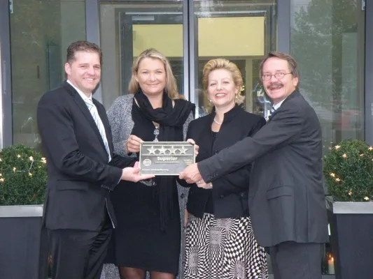 Das neu eröffnete Leonardo Royal Hotel Berlin wird als 4-Sterne-Superior Hotel klassifiziert Bild: Das neu eröffnete Leonardo Royal Hotel Berlin wird als 4-Sterne-Superior Hotel klassifiziert