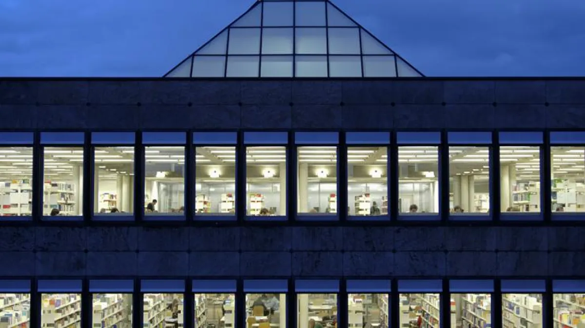 Universität St.Gallen (Bibliothek) ? Copyright HSG/Foto Hannes Thalmann