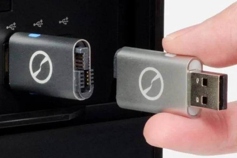 Bild: Weltneuheit. iTwin Connect: sicheres privates VPN per Plug & Play und komplett ohne Konfiguration