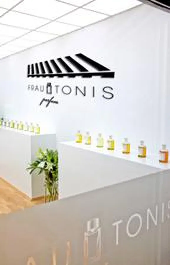 Frau Tonis Parfum, Alte Schönhauser Straße 50, 10119 Berlin