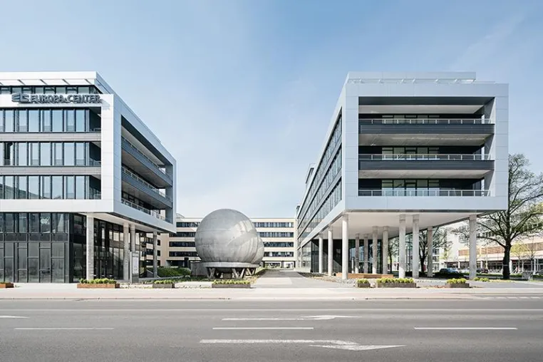 Bild: BWI zieht ins EUROPA-CENTER Adlerduo in Berlin Adlershof