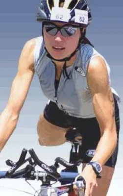 Andrea Brede, europäische Ironman Vize Champion 2007, unterstützt Ride4Charity e. V. Bild: Andrea Brede, europäische Ironman Vize Champion 2007, unterstützt Ride4Charity e. V.