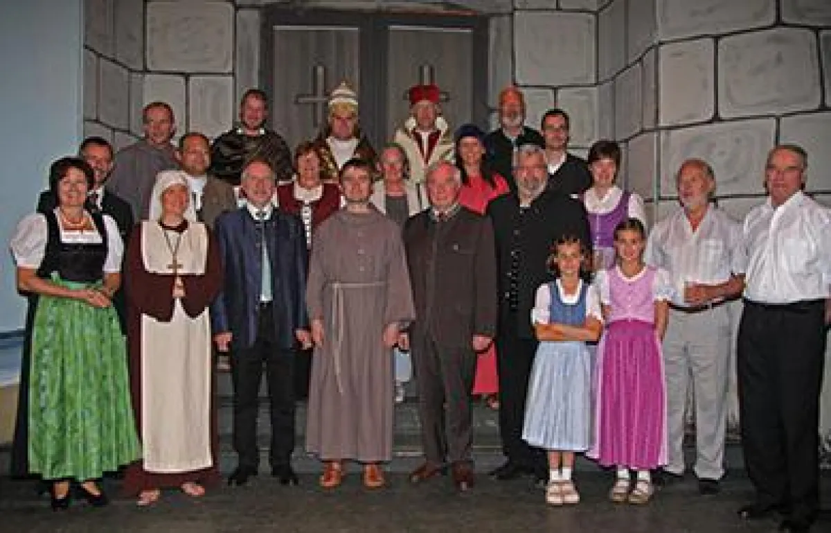 Zahlreiche Ehrengäste besuchten das Antonius-Spiel