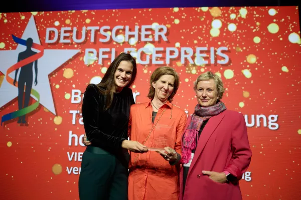 Bild: Deutscher Pflegepreis für Vielfalt und Respekt 2024 geht an inklusives Theaterprojekt 