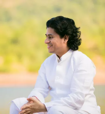 Bild: Maitreya Dadashreeji: “Verbinde dich mit Jesus Christus..."