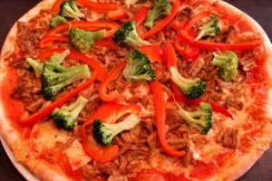 Bild: EHEC: Pizza profitiert vom Salat-Untergang / Das Food-Portal pizzeria.de machte eine Umfrage unter den Kunden