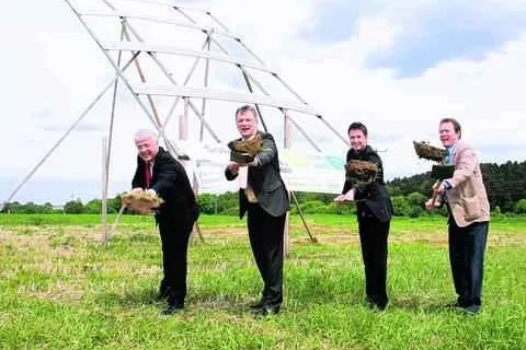 Bild: Spatenstich zum Solarpark Waidhofen