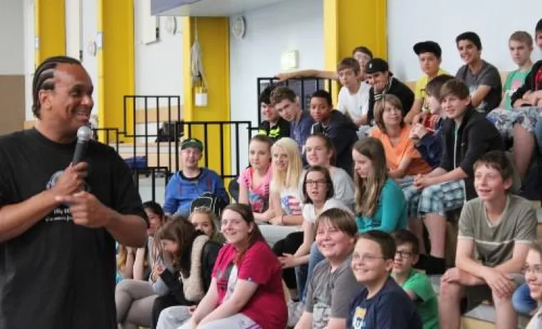 2schneidigschool in Grundschule Hannover Bild: 2schneidigschool in Grundschule Hannover