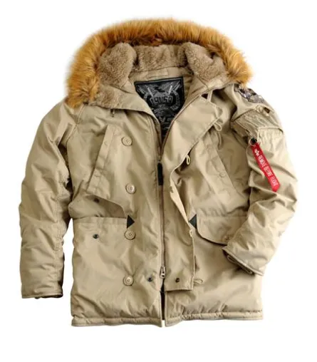 Halten Männer im Winter warm: die Cold Weather Jackets von Alpha Industries Bild: Halten Männer im Winter warm: die Cold Weather Jackets von Alpha Industries