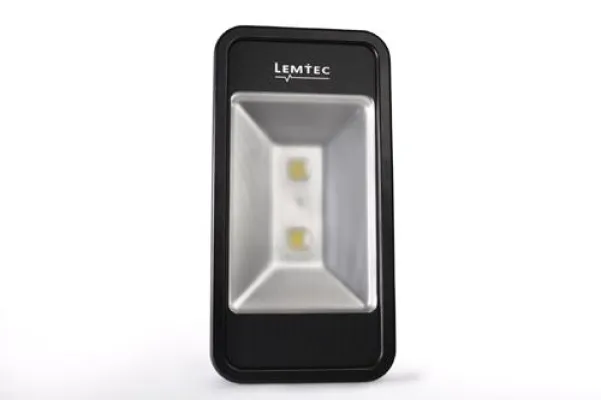 Hohe Schutzart für robuste LED-Industrieleuchten Bild: Hohe Schutzart für robuste LED-Industrieleuchten