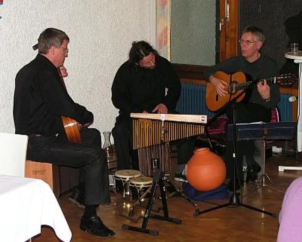 Das Trio Sonido Flamenco lieferte den musikalischen Rahmen zum