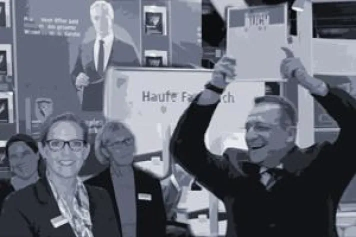 Bild: "Mitarbeiterbindung" von Gunther Wolf als Managementbuch des Jahres ausgezeichnet