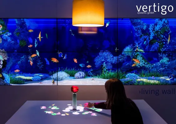 Neuartige Kombination aus Lampe und interaktivem Projektor- vertigo systems GmbH veröffentlicht neues Produkt Bild: Neuartige Kombination aus Lampe und interaktivem Projektor- vertigo systems GmbH veröffentlicht neues Produkt